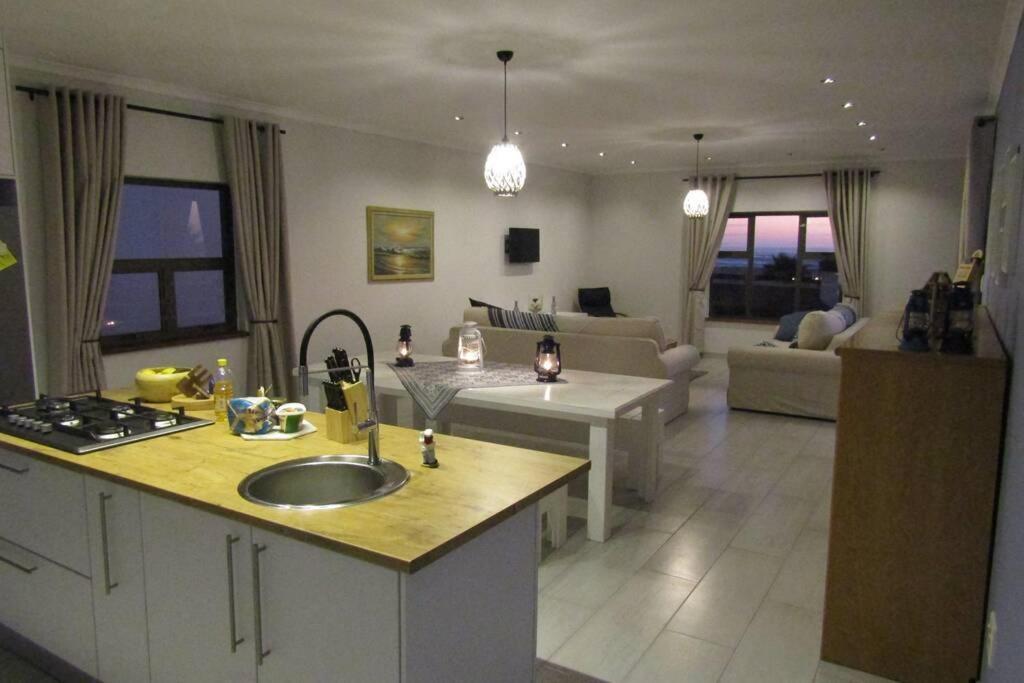Leander'S Cottage - Your Dream Stay In Mind سواكوبموند المظهر الخارجي الصورة